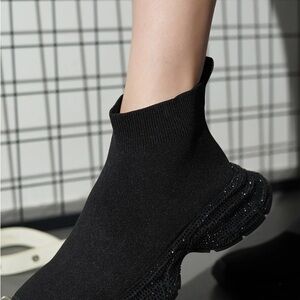 BRAND NEW CAPE ROBBIN Bonni black sneakers size 9